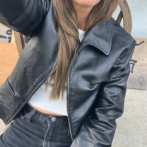 Ann Taylor Jackets & Blazers - 90s leather jacket black fitted crop cropped buckleback xs ann taylor biker moto